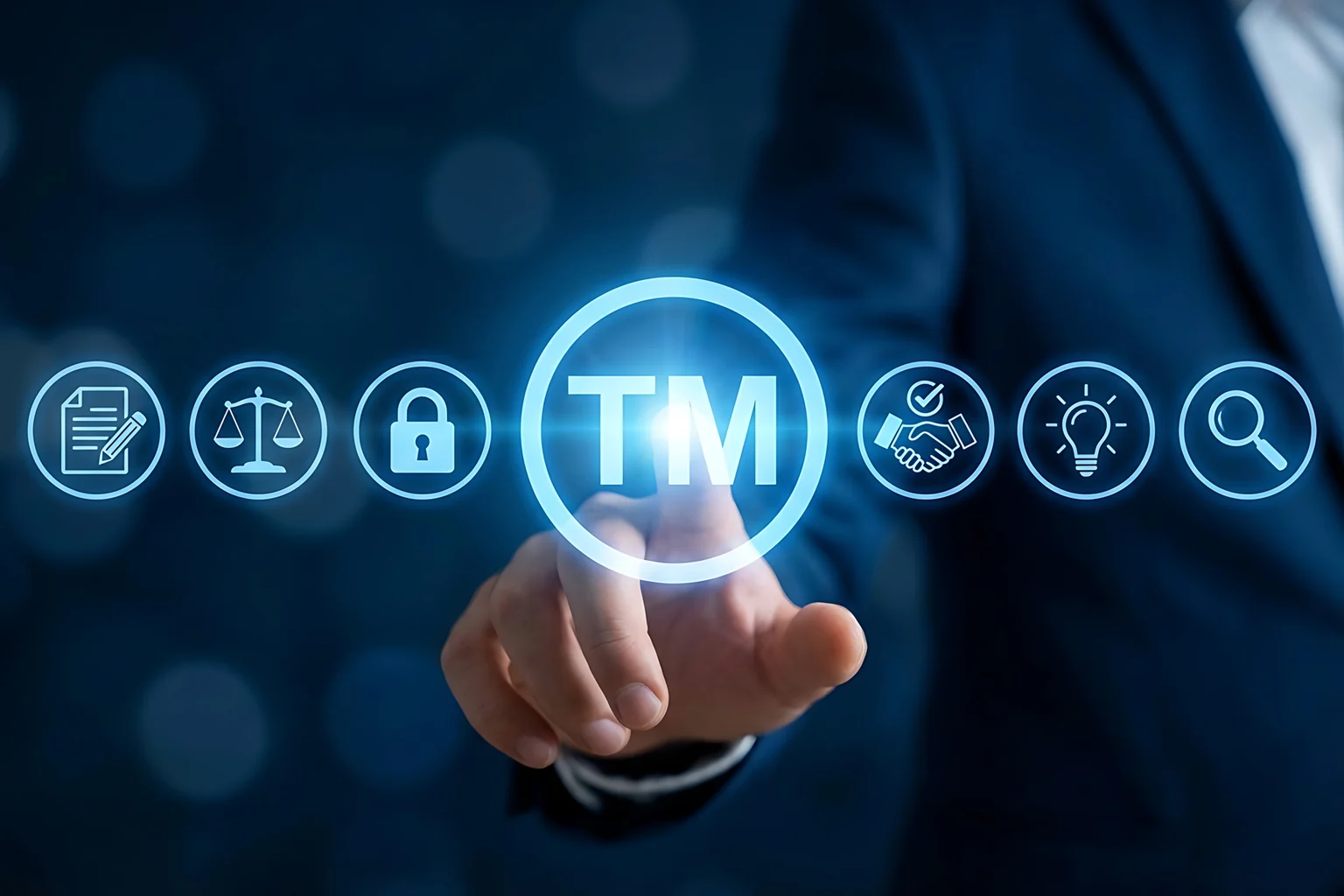 Marka portföy yönetimi ve legal-tech süreçlerini temsil eden fikri mülkiyet yönetimi görseli